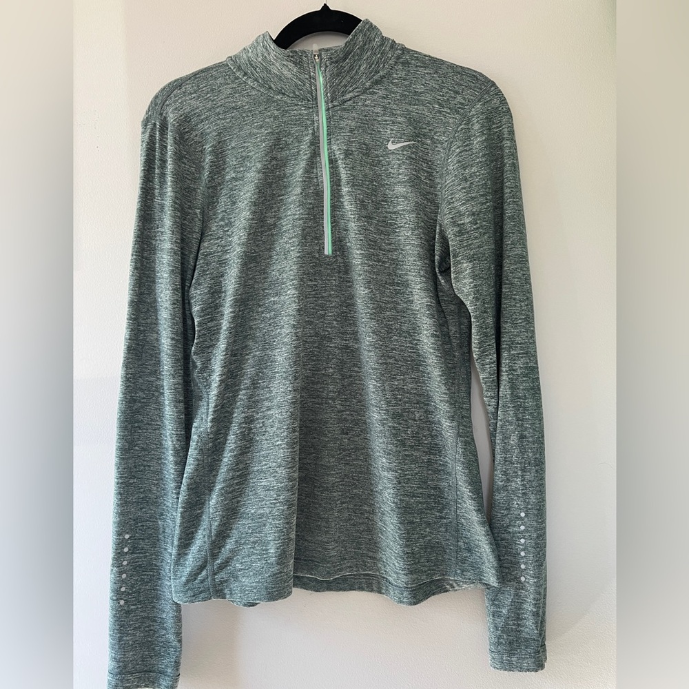 Nike long sleeve thumb hole running quarter zip